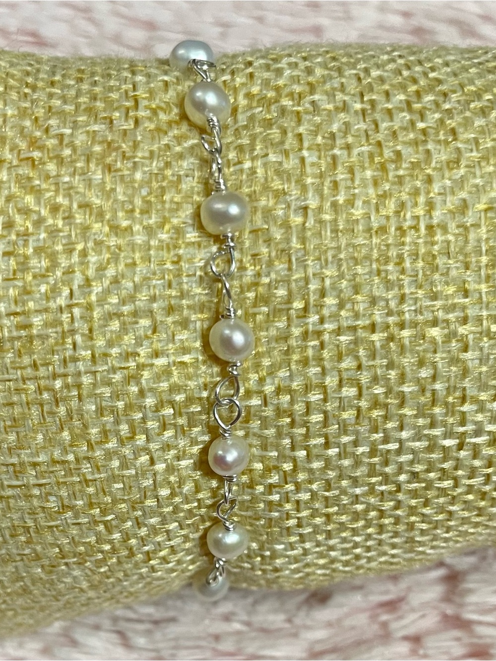 Hand made nature White Freshwater pearls bracelet 4mm Size:7 inch/ extin 8 inch